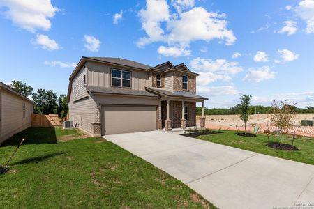 New construction Single-Family house 8438 Smithers Avenue, San Antonio, TX 78252 Harrison - 35' Smart Series- photo 0