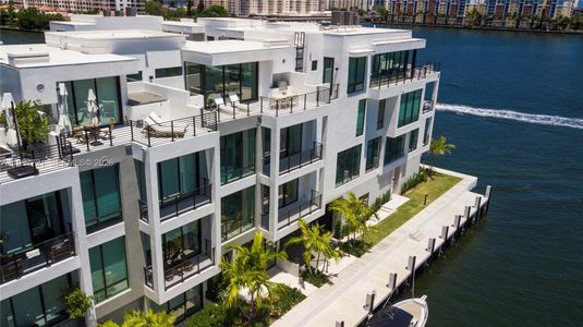 New construction Townhouse house 4008 Ne 167Th St, Unit 6, North Miami Beach, FL 33160 plan Dahlia - image