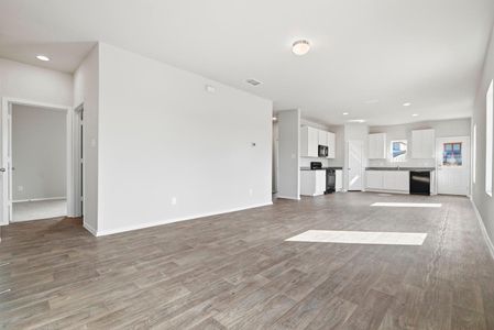 New construction Single-Family house 2326 Croaker Crk, San Antonio, TX 78245 plan Hunters Ranch 1468 - image 10