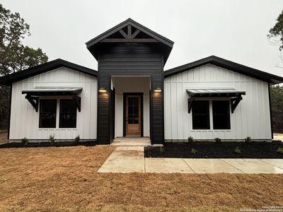 New construction Single-Family house 460 Waring Welfare Rd, Boerne, TX 78006 - photo 0