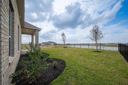 New construction Single-Family house 3007 Golden Isle Dr, Texas City, TX 77568 - image 4