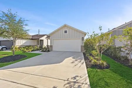 New construction Single-Family house 7518 Magnolia Orchid Ln, Cypress, TX 77433 plan Sonata - image