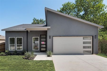 View of front facade with 2 car garage