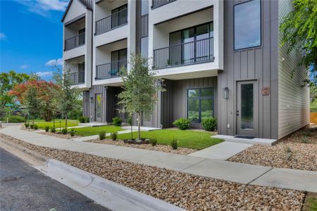 New construction Townhouse house 1937 E 38Th 1/2 St, Unit A, Austin, TX 78723 null- photo 0