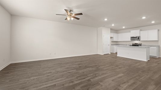 New construction Townhouse house 998 King Iron Dr, Lawrenceville, GA 30045 null- photo 5 5