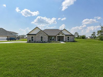 New construction Single-Family house 6427 Tomahawk Dr, Baytown, TX 77523 plan Trinity - image
