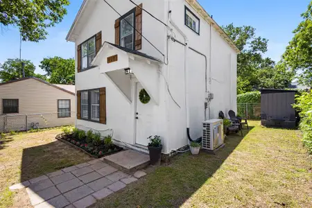 New construction Single-Family house 408 E Baylor St, Weatherford, TX 76086 - image