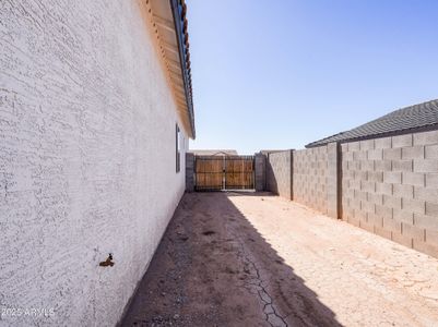 New construction Single-Family house 11000 W Cove Dr, Arizona City, AZ 85123 - image 4