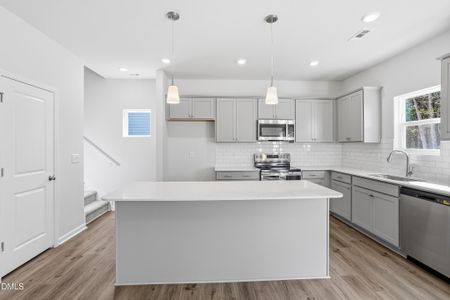 New construction Single-Family house 154 Harriette Ct, Lillington, NC 27546 plan Russell - image 15