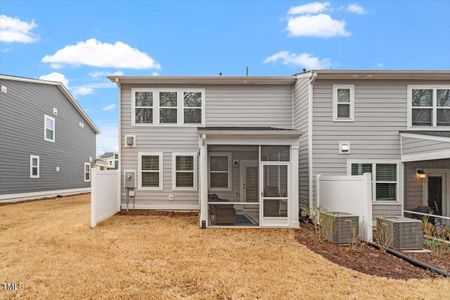 New construction Townhouse house 193 Millennium Dr, Pittsboro, NC 27312 null- photo 4 4