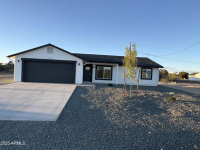 New construction Single-Family house 20518 E Cedar Canyon Dr, Mayer, AZ 86333 - image
