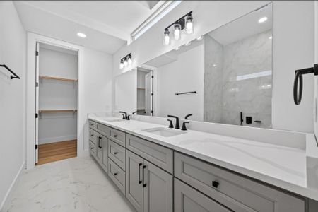 New construction Single-Family house 1103 Wilson St, Houston, TX 77019 - image 5