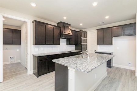 New construction Single-Family house 1508 Lynx Lp, Heath, TX 75126 null- photo 6 6