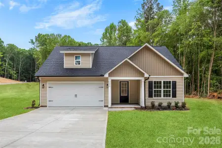 New construction Single-Family house 200 Knollwood Cir, Albemarle, NC 28001 - image