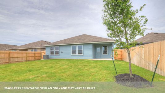 New construction Single-Family house 732 Prince Albert, Seguin, TX 78155 plan The Irvine - image