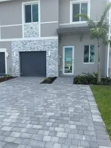 New construction Townhouse house 1351 Se 7Th Ter, Homestead, FL 33034 - image