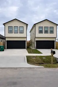 New construction Single-Family house 320 New Hampshire St, Houston, TX 77029 - image