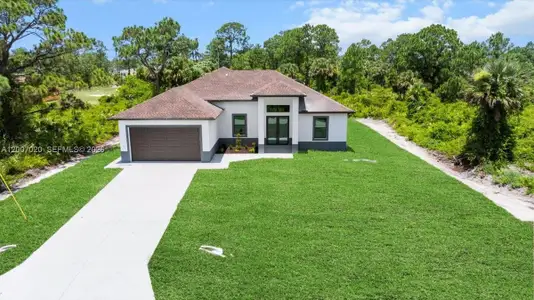 New construction Single-Family house 1033 E Plymouth St E, Lehigh Acres, FL 33974 - image