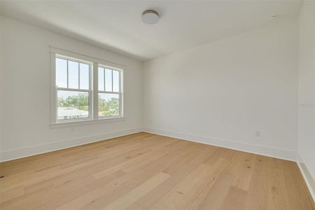 New construction Single-Family house 323 Appian Way Ne, St. Petersburg, FL 33704 - image 20