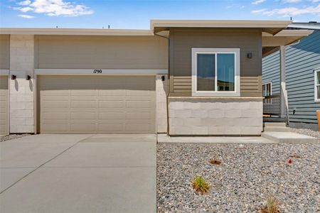 New construction Duplex house 1790 Mount Meeker Avenue, Berthoud, CO 80513 Plan 3405- photo 0