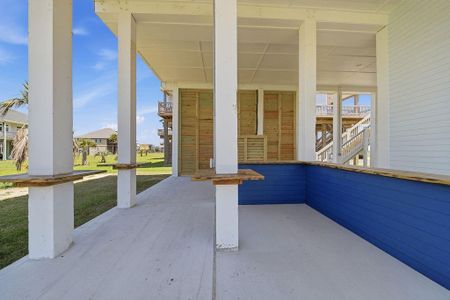 New construction Single-Family house 4411 Strand Ave, Crystal Beach, TX 77650 - image