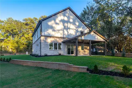 New construction Single-Family house 171 Honeysuckle Cir, Lawrenceville, GA 30046 - image