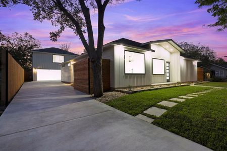 Main house with garage ADU/guest house