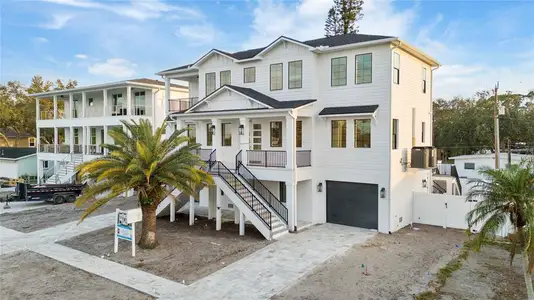 New construction Single-Family house 220 90Th Ave Ne, St. Petersburg, FL 33702 - image