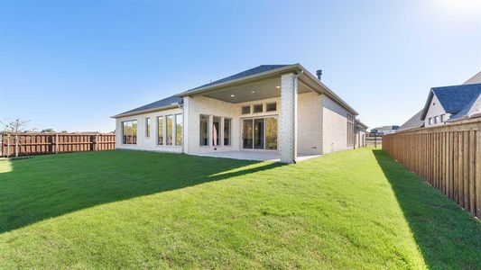 New construction Single-Family house 913 River Sky Rd, Lavon, TX 75116 - image