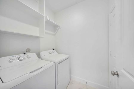 New construction Single-Family house Houston, TX 77006 plan Amsterdam - image 5