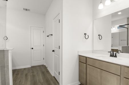 New construction Single-Family house 107 Mathew St, Bertram, TX 78605 plan Wycoff - image 18