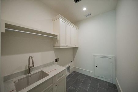 New construction Single-Family house 500 Emily Reed Ln, Atlanta, GA 30342 - image 3