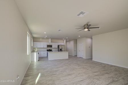 New construction Single-Family house 527 W Mobile Ln, Phoenix, AZ 85041 null- photo 59 59