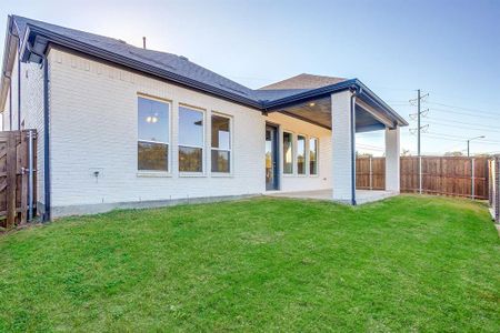 New construction Single-Family house 9205 Cooper Ct, North Richland Hills, TX 76182 plan Victoria - image 4