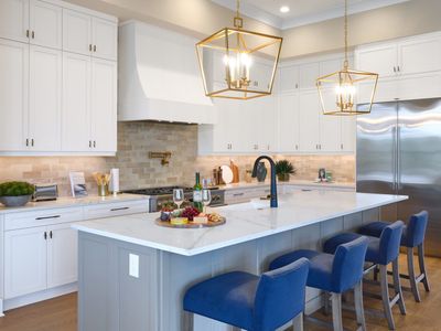 New construction Single-Family house 1008 Tideline Cv, Bradenton, FL 34209 plan Ravenna - image 8