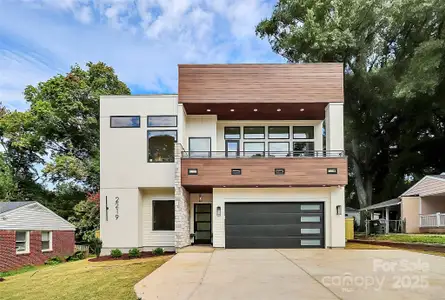 New construction Single-Family house 2219 Shamrock Dr, Charlotte, NC 28205 - image