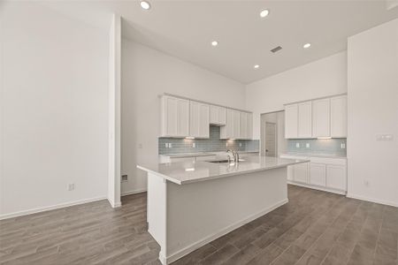 New construction Single-Family house 2510 Shallow Lake Ln, Iowa Colony, TX 77583 - image 10