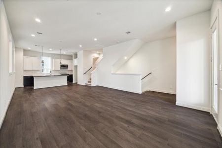 New construction Single-Family house 1811 Mills St, Houston, TX 77026 plan 9430 - image 19