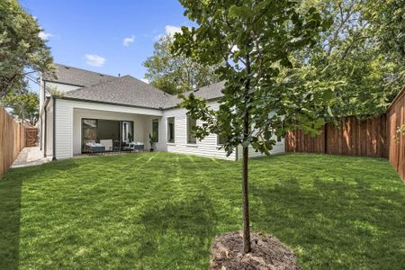 New construction Single-Family house 2414 Grigsby Ave, Dallas, TX 75204 - image