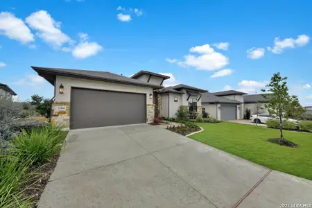 New construction Single-Family house 23350 Grande Vis, San Antonio, TX 78261 plan Carrara - image