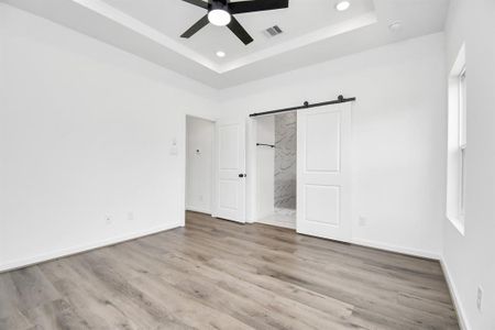 New construction Single-Family house 122 Edgewood Street, Houston, TX 77011 - photo 12 12