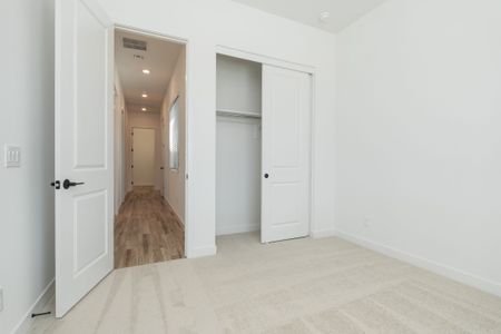 New construction Single-Family house 17638 W Highland Ave, Goodyear, AZ 85395 plan Parker Plan 5031 - image 12