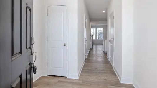 New construction Townhouse house 945 Kensley Grove Ln, Fuquay Varina, NC 27526 plan Litchfield - image 4