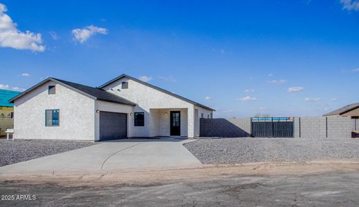 New construction Single-Family house 10876 W Torren Dr, Arizona City, AZ 85123 null- photo 7 7