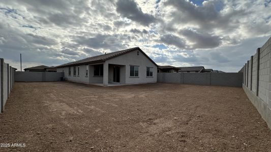 New construction Single-Family house 15790 W Hackamore Dr, Surprise, AZ 85387 Plan 3502- photo 15 15