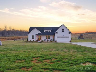 New construction Single-Family house 520 Shoal Rd, Lincolnton, NC 28092 - image
