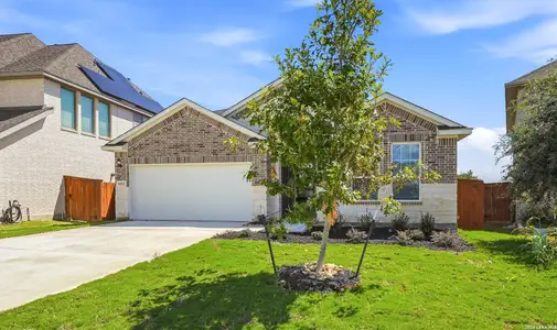 New construction Single-Family house 9322 Luke Path, San Antonio, TX 78254 plan Brandy - image