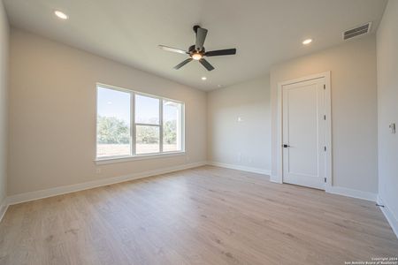 New construction Single-Family house 311 Venado Oaks, Castroville, TX 78009 PORTOFINO- photo 18 18