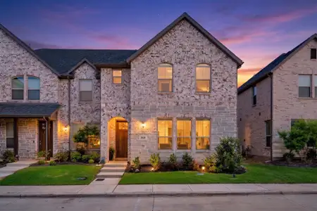 New construction Townhouse house 3048 Tall Pine Ln, Corinth, TX 76210 - image