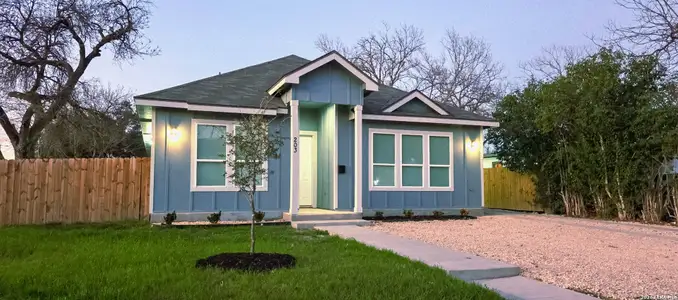 New construction Single-Family house 203 Hatcher, San Antonio, TX 78223 - image